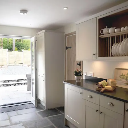 No 2 The Forge
